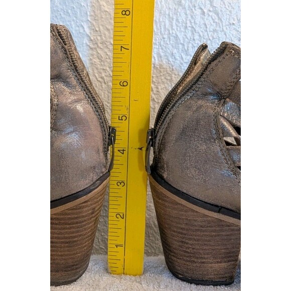 Free People Booties Sz 37 US 7 Silver Hybrid Leather Strappy Ankle Boots Heeled - Picture 11 of 11